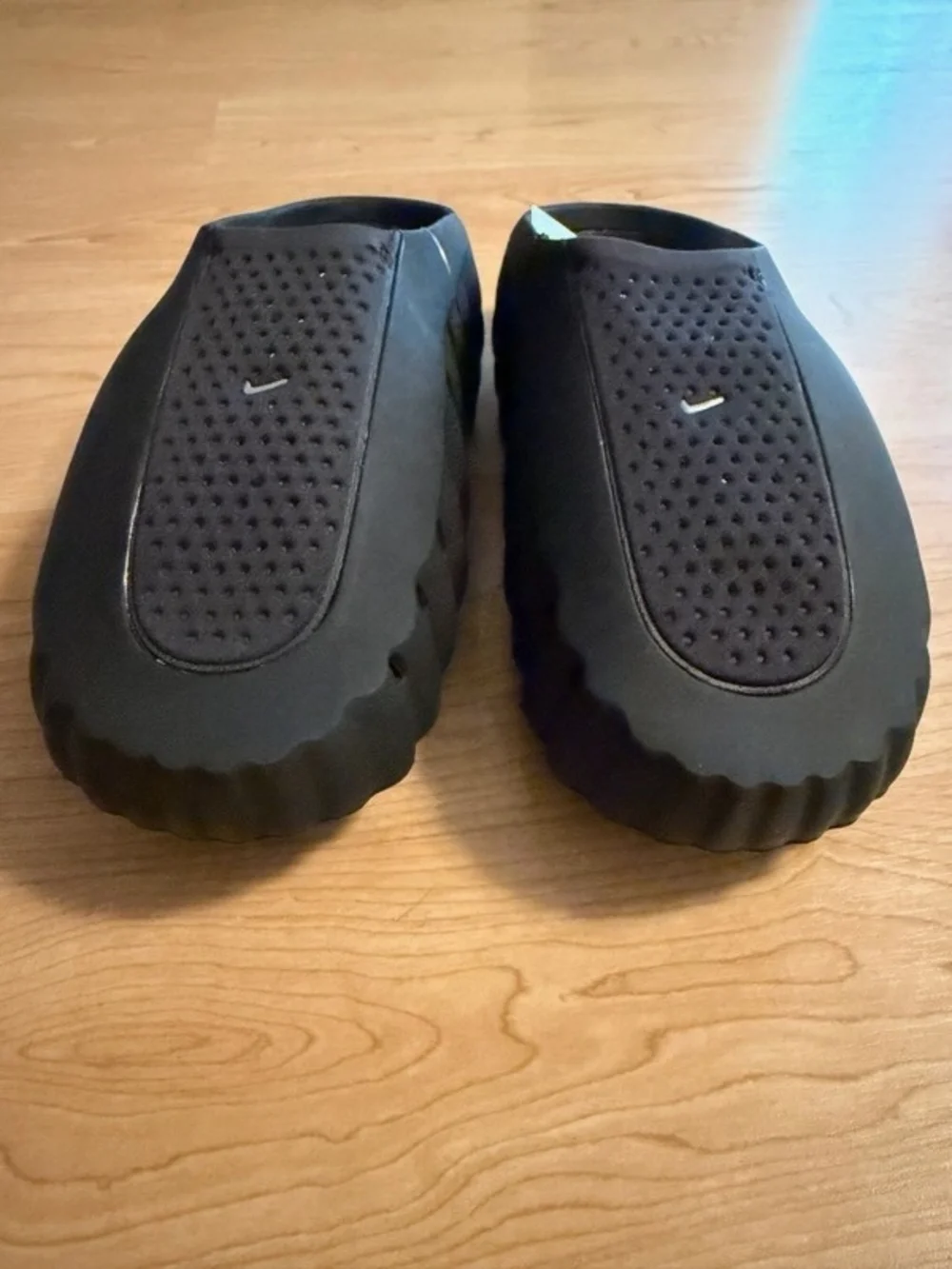 Nike Mind Slides